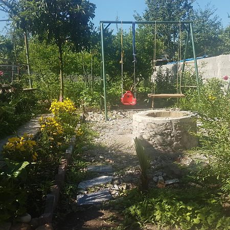 Guest House Luka Batumi Zewnętrze zdjęcie