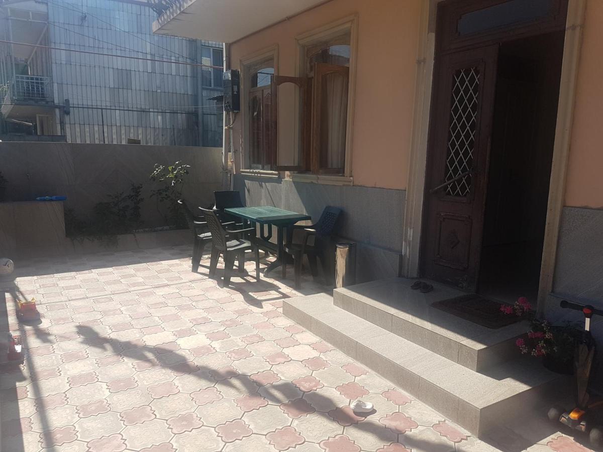 Guest House Luka Batumi Zewnętrze zdjęcie