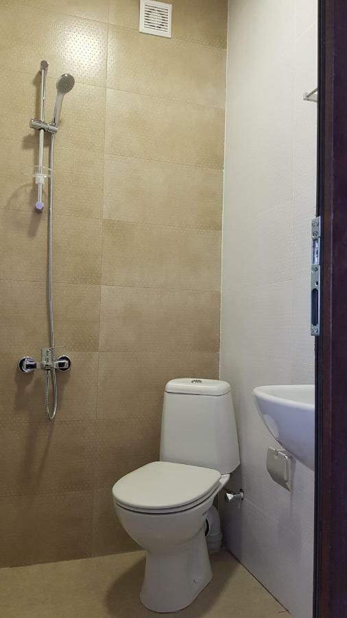 Guest House Luka Batumi Zewnętrze zdjęcie